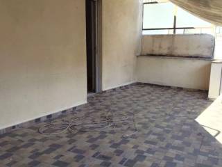 ΠΡΟΣΒΑΣΗ ΑΠΟ ΤΟ ΣΑΛΟΝΙ ΚΑΙ ΤΑ ΥΠΝΟΔΩΜΑΤΙΑ