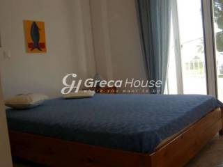 Seaside Building for Sale in Amarynthos