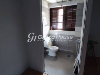 Ημιτελές Οικιστικό κτίριο προς πώληση στην Αθήνα Κυψέλη