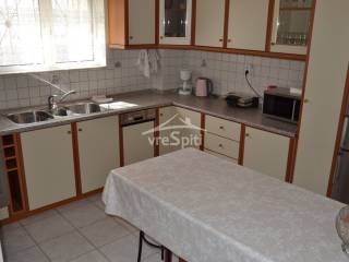 ΚΟΥΖΙΝΑ ΙΣΟΓΕΙΟΥ