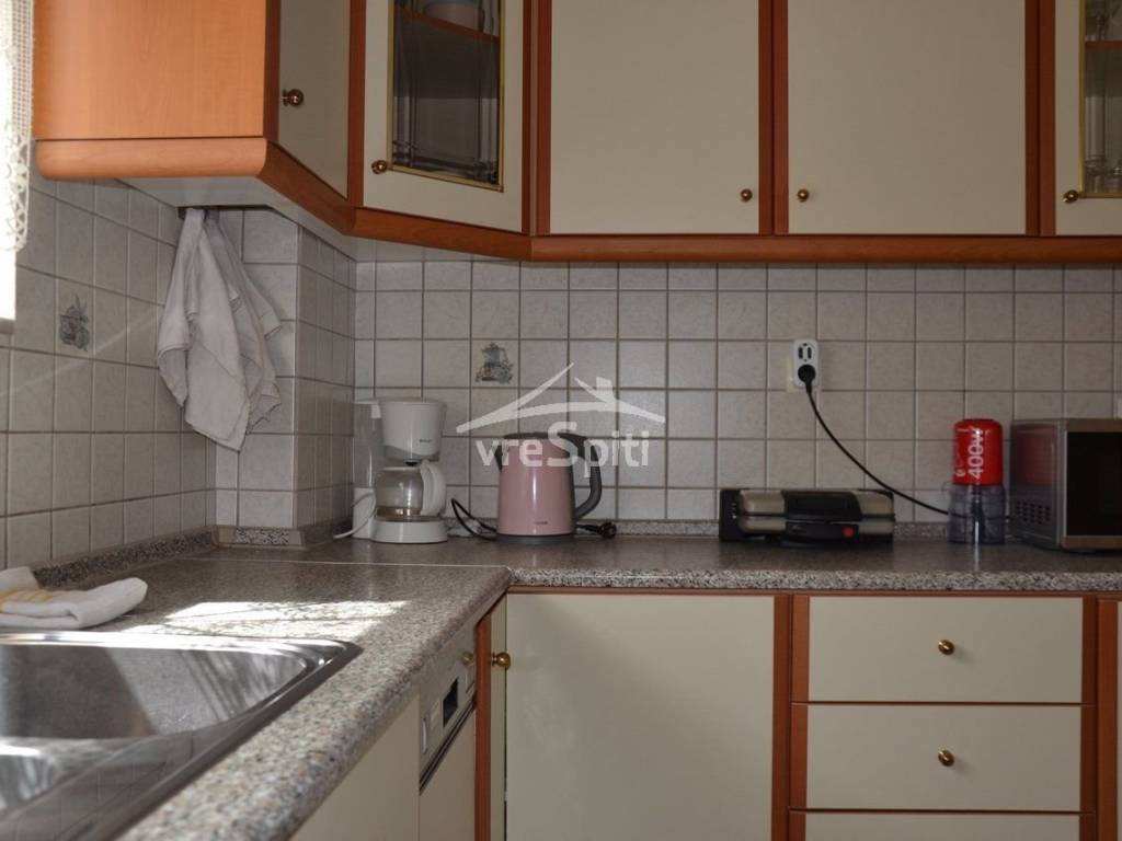 ΚΟΥΖΙΝΑ ΙΣΟΓΕΙΟΥ