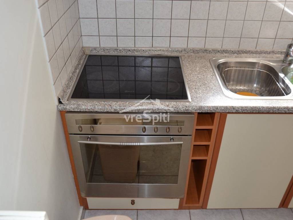 ΚΟΥΖΙΝΑ ΙΣΟΓΕΙΟΥ