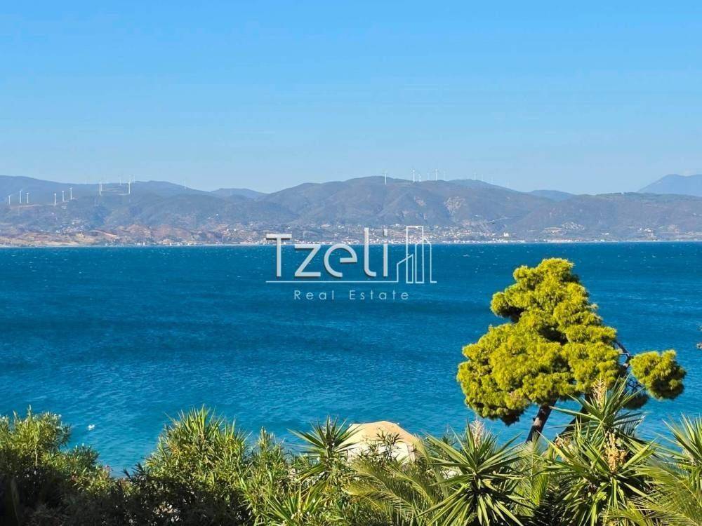 Θέα απο μπαλκόνι