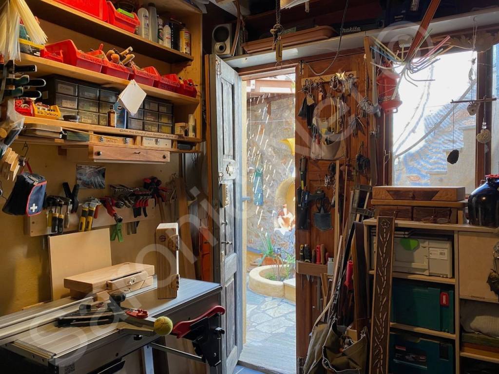 Work room to inner courtyard on ground floor