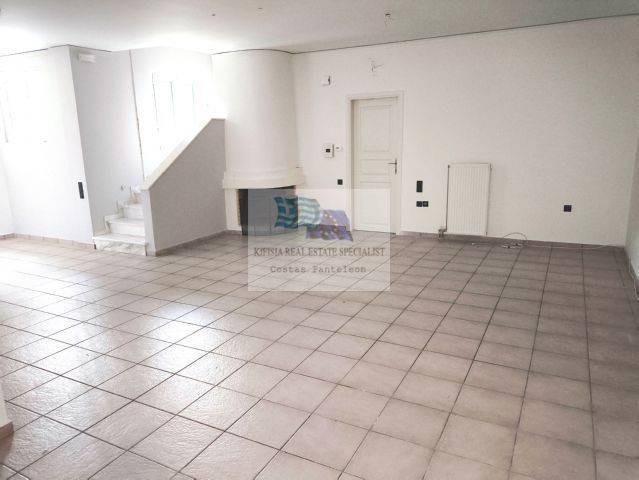 PLAYROOM / 2nd LIVING ROOM