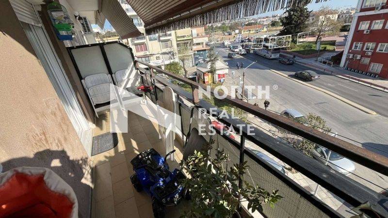 Θέα από μπαλκόνι