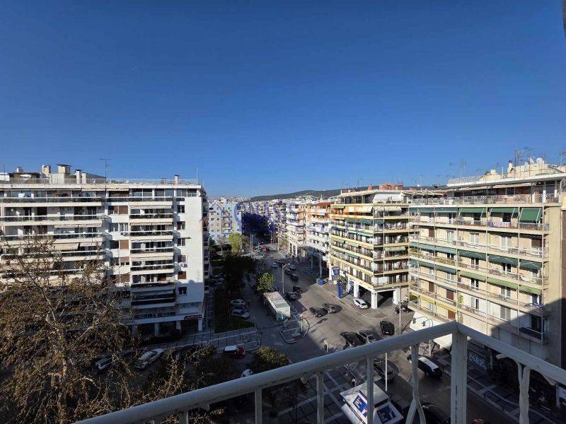 Θέα από μπαλκόνι