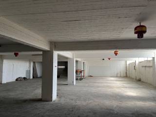 Ημιυπόγειος