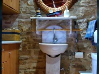 wc 2ου ορόφου (φωτογραφία 2 από 3)