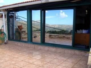 Βεράντα 2ου οροφου (φωτογραφία 1 από 3)