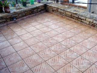 Βεράντα 2ου οροφου (φωτογραφία 2 από 3)