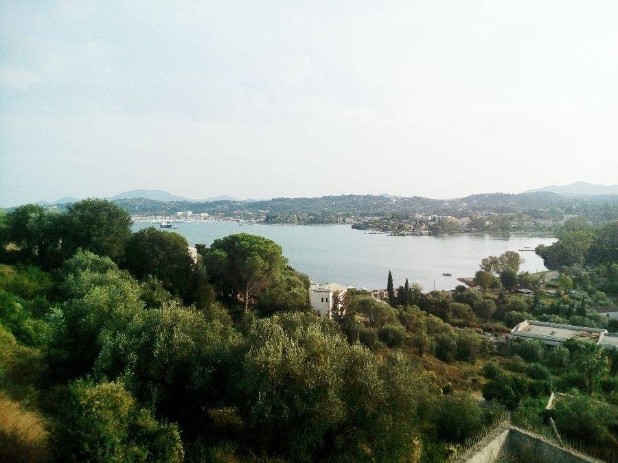 Θέα 1ου ορόφου