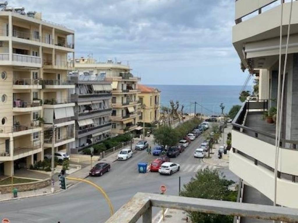 Θέα από μπαλκόνι