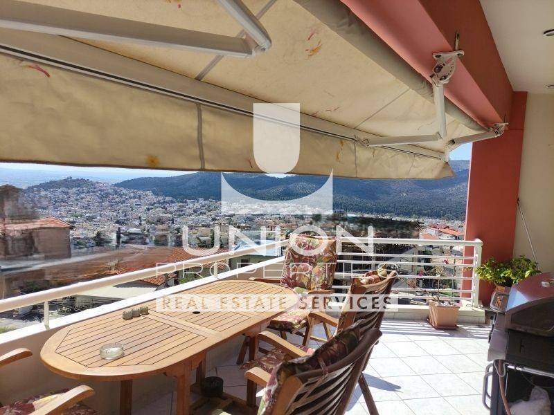 Θέα από μπαλκόνι