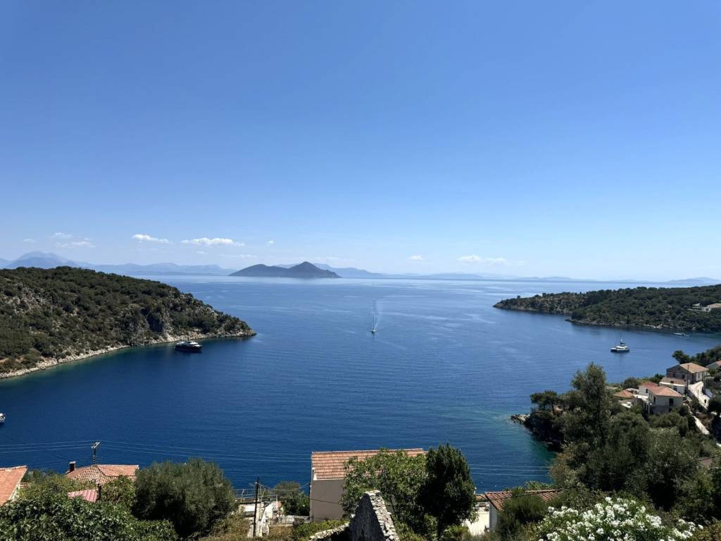 Views from land with building license for sale