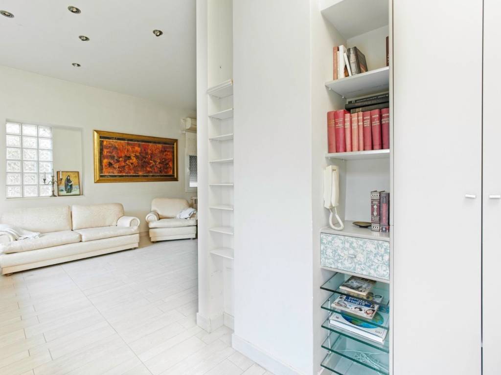 U1 Boutique Realty Firm