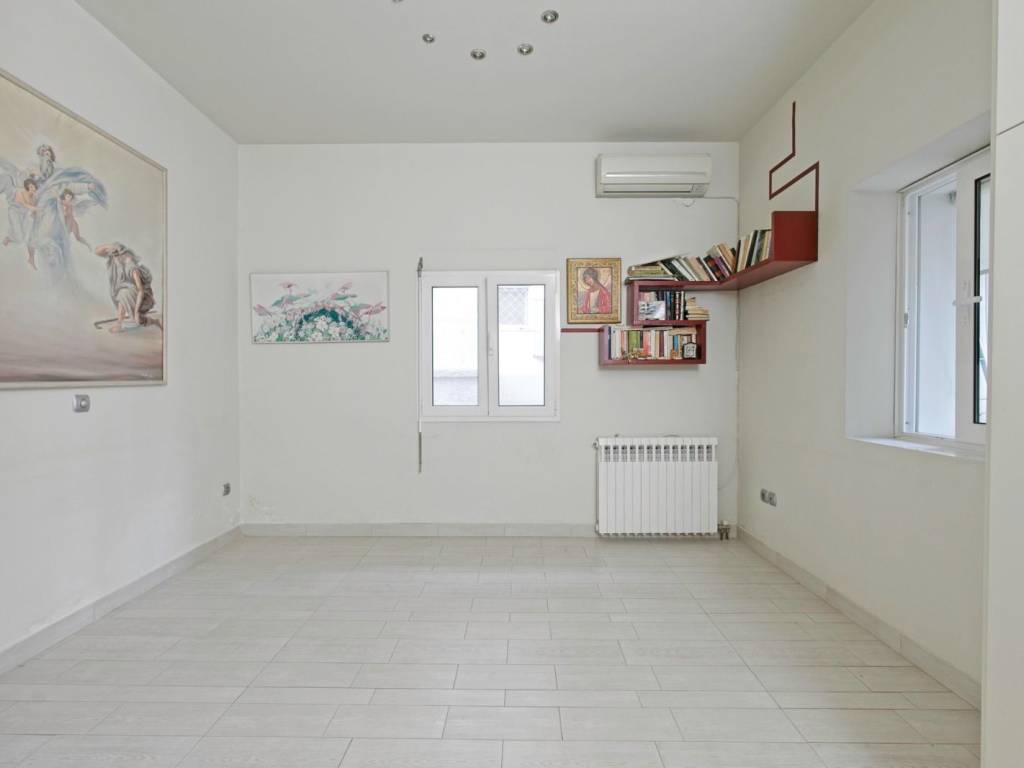 U1 Boutique Realty Firm