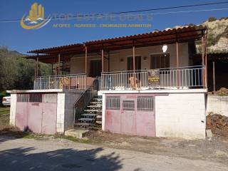 Apopse oikias-berantas kai 2 gkaraz