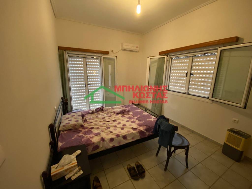 1) υπνοδωματιο