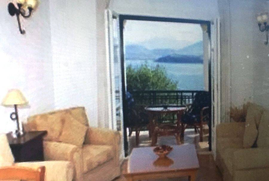 Καθιστικό με θέα θάλασσα