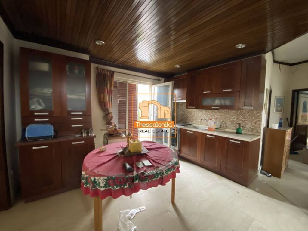 Ντεπώ, Διαμέρισμα, 136 τ.μ.