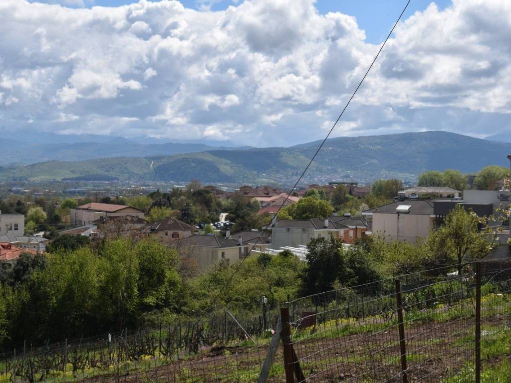 ΑΠΟΨΗ ΟΙΚΟΠΕΔΟΥ