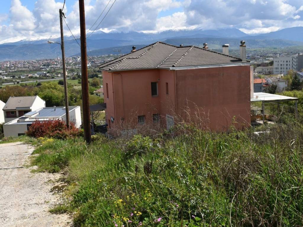 ΑΠΟΨΗ ΟΙΚΟΠΕΔΟΥ