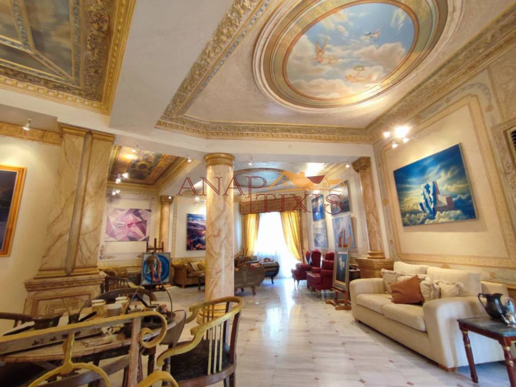 Εσωτερικοι χώροι