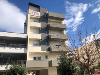 PROEGOYMENO ERGO TES DOCTOR HOUSE CONSTRACTIONS KOLESKA ar.3