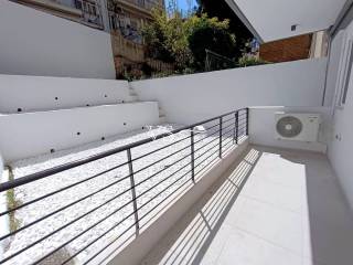 Θέα απο μπαλκόνι