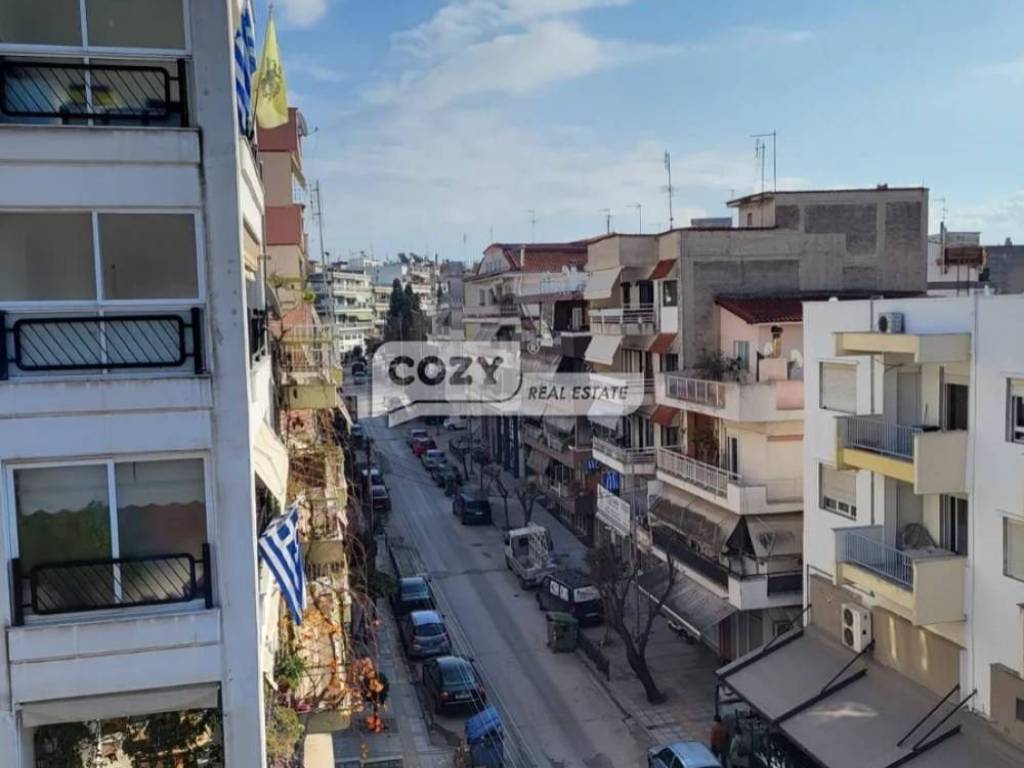 Θέα απο μπαλκόνι