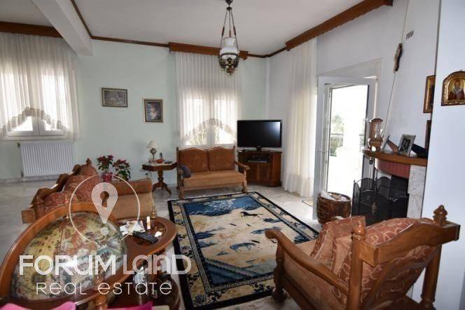 Forumland Real Estate, Καθιστικό