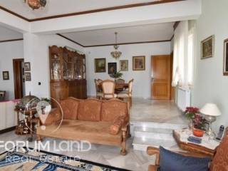 Forumland Real Estate, Καθιστικό