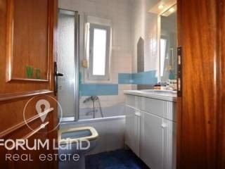 Forumland Real Estate, Μπάνιο με μπανιέρα