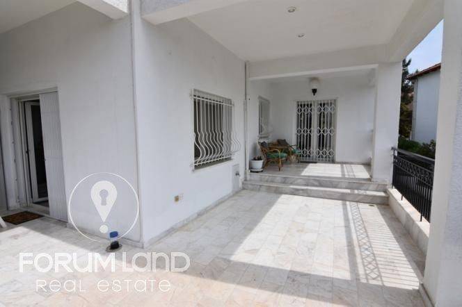 Forumland Real Estate, Βεράντες