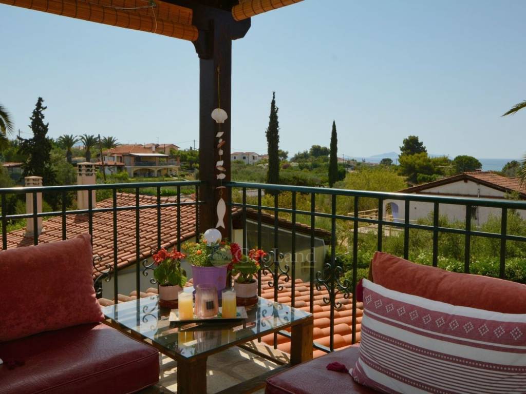 Θέα από μπαλκόνι