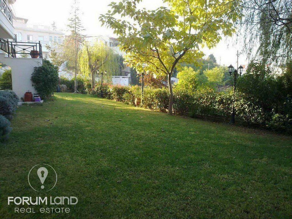 Forumland Real Estate, Ιδιωτικός κήπος