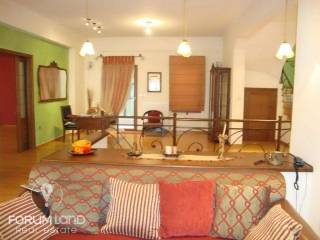 Forumland Real Estate, Καθιστικό