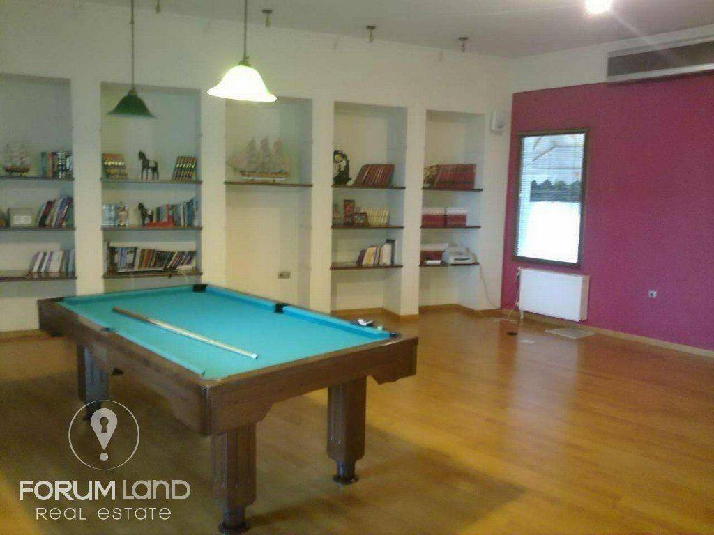 Forumland Real Estate, Εσωτερικός Χώρος