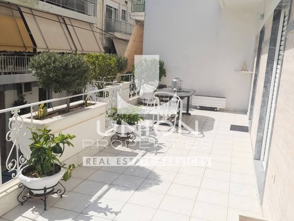 Θέα από μπαλκόνι