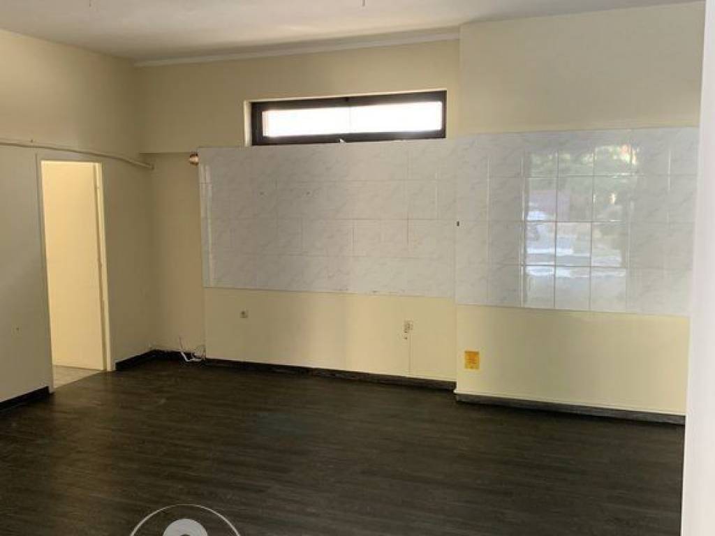 Forumland Real Estate, κατάστημα