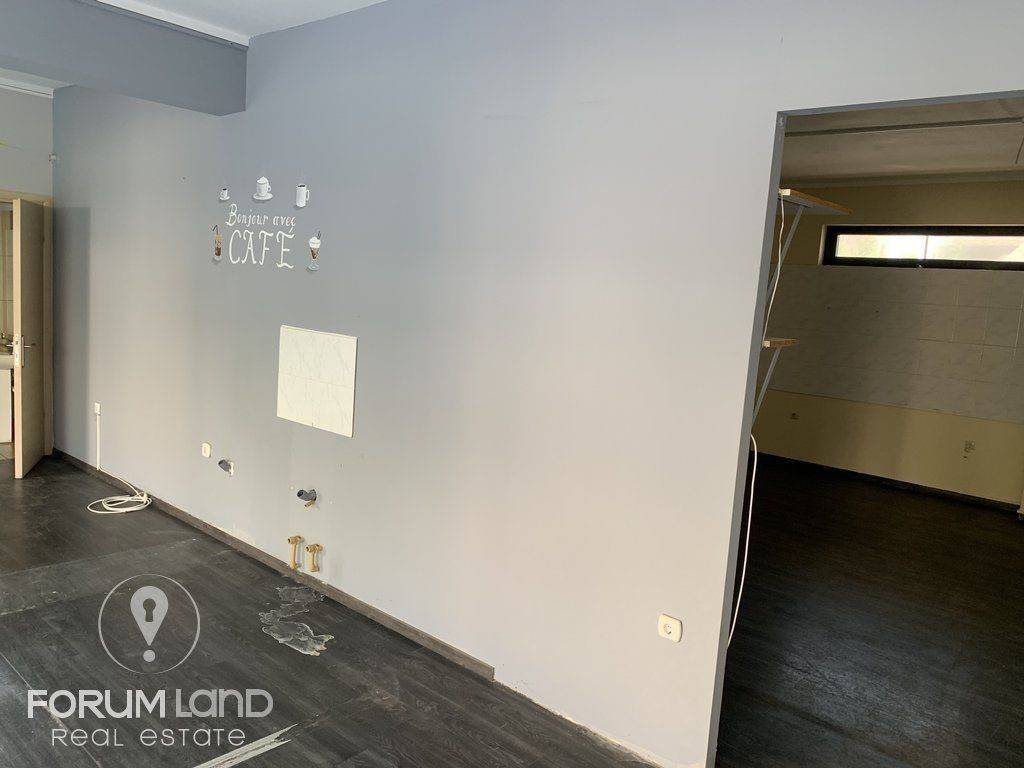 Forumland Real Estate, ισόγειο κατάστημα