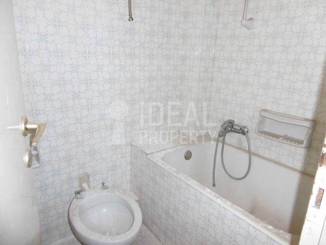 Μπάνιο,Γκαρσονιέρα