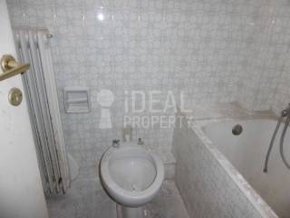 Μπάνιο,Γκαρσονιέρα