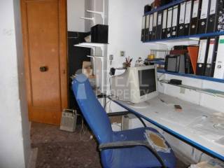 Χωλ,Γκαρσονιέρα