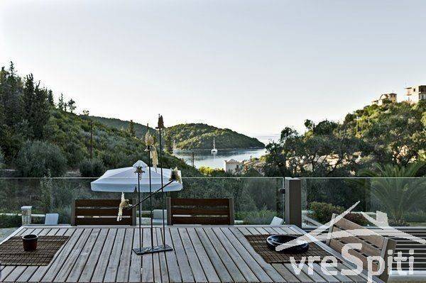 ΘΕΑ ΚΑΤΟΙΚΙΑΣ