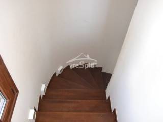 ΕΣΩΤΕΡΙΚΚΗ ΣΚΑΛΑ