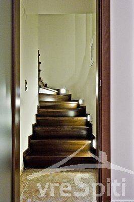 ΕΣΩΤΕΡΙΚΗ ΣΚΑΛΑ