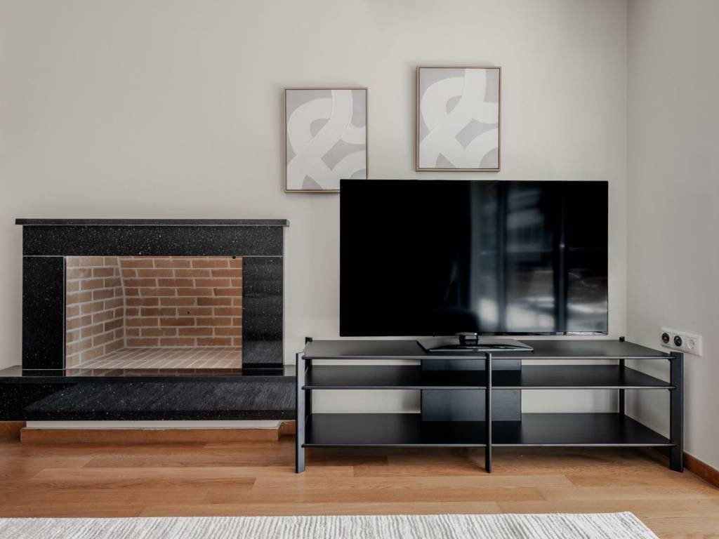 Tzaki &amp; Epiplo teleorases