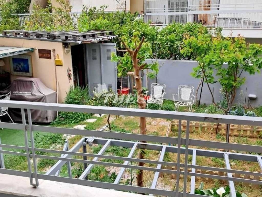 Θέα από μπαλκόνι